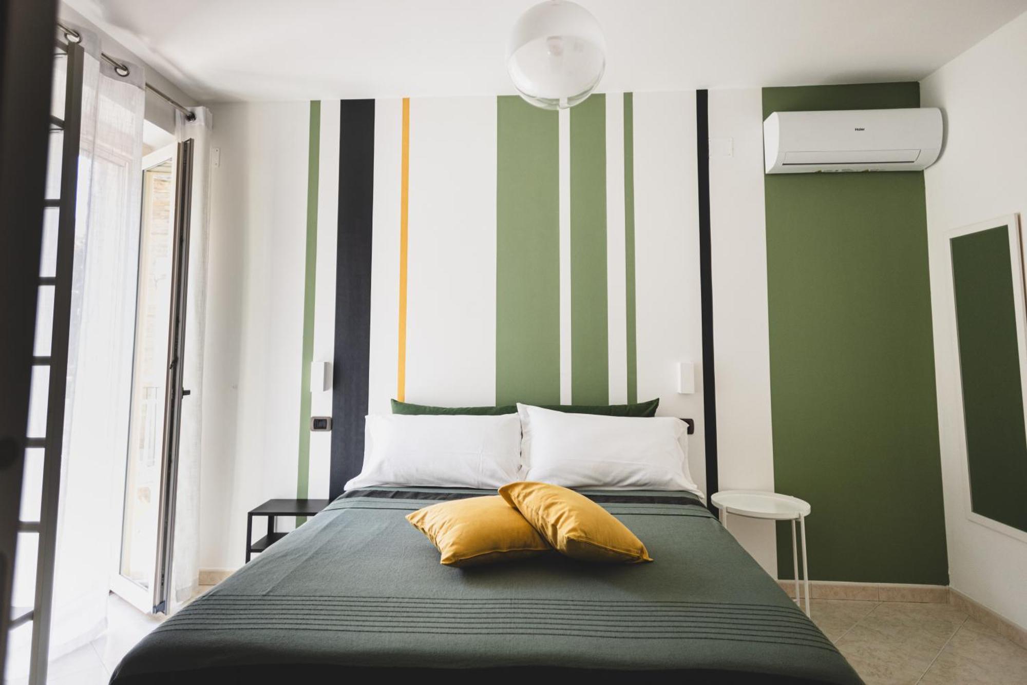 Piazza Verdi B&B Vasto Exterior photo